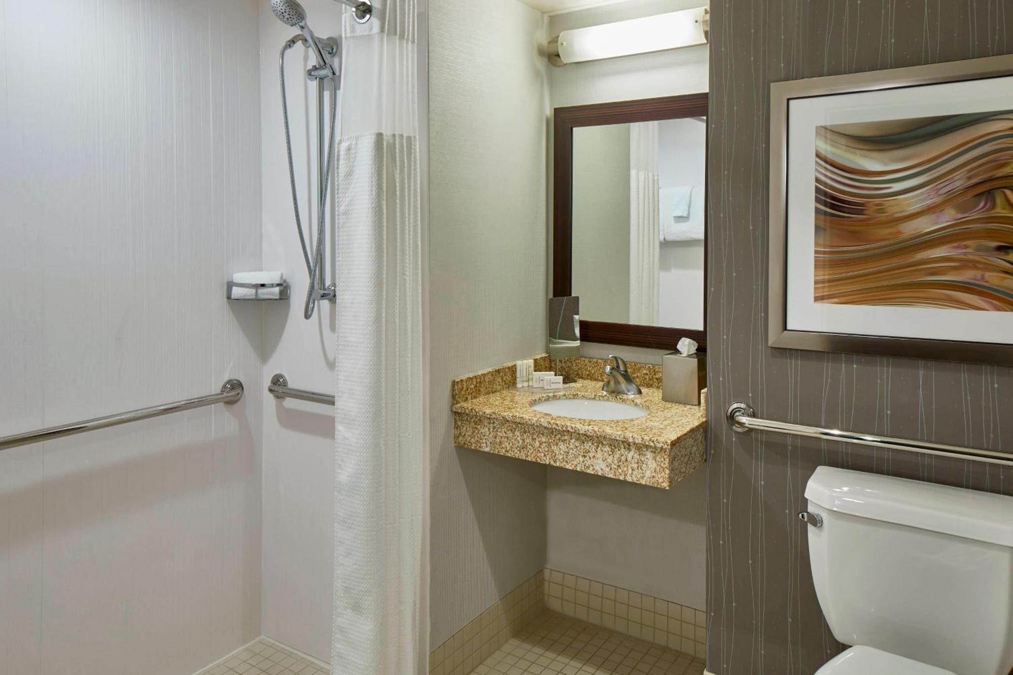 Courtyard By Marriott Albany Thruway Hotel Kültér fotó